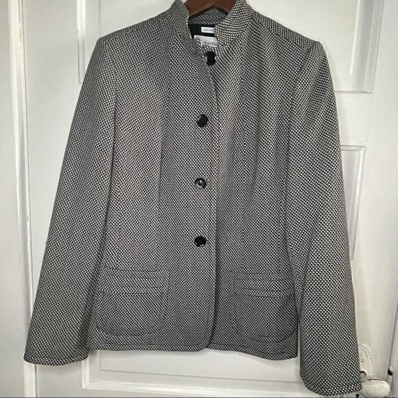 Calvin Klein Jackets & Blazers - Calvin Klein Full Front Button Jacket